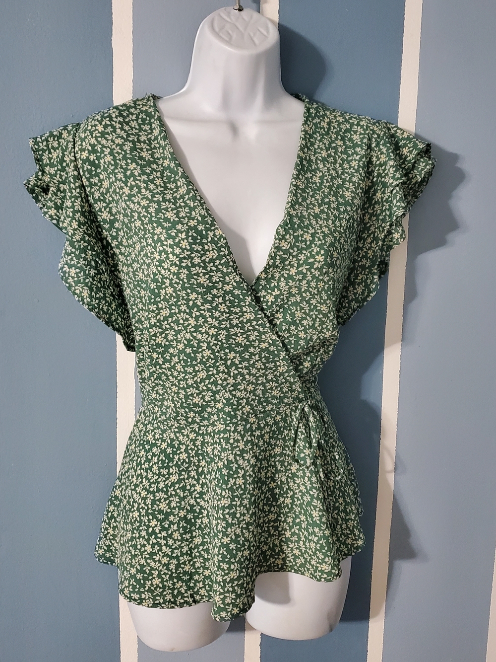 Monteau Green Floral Wrap Peplum Blouse